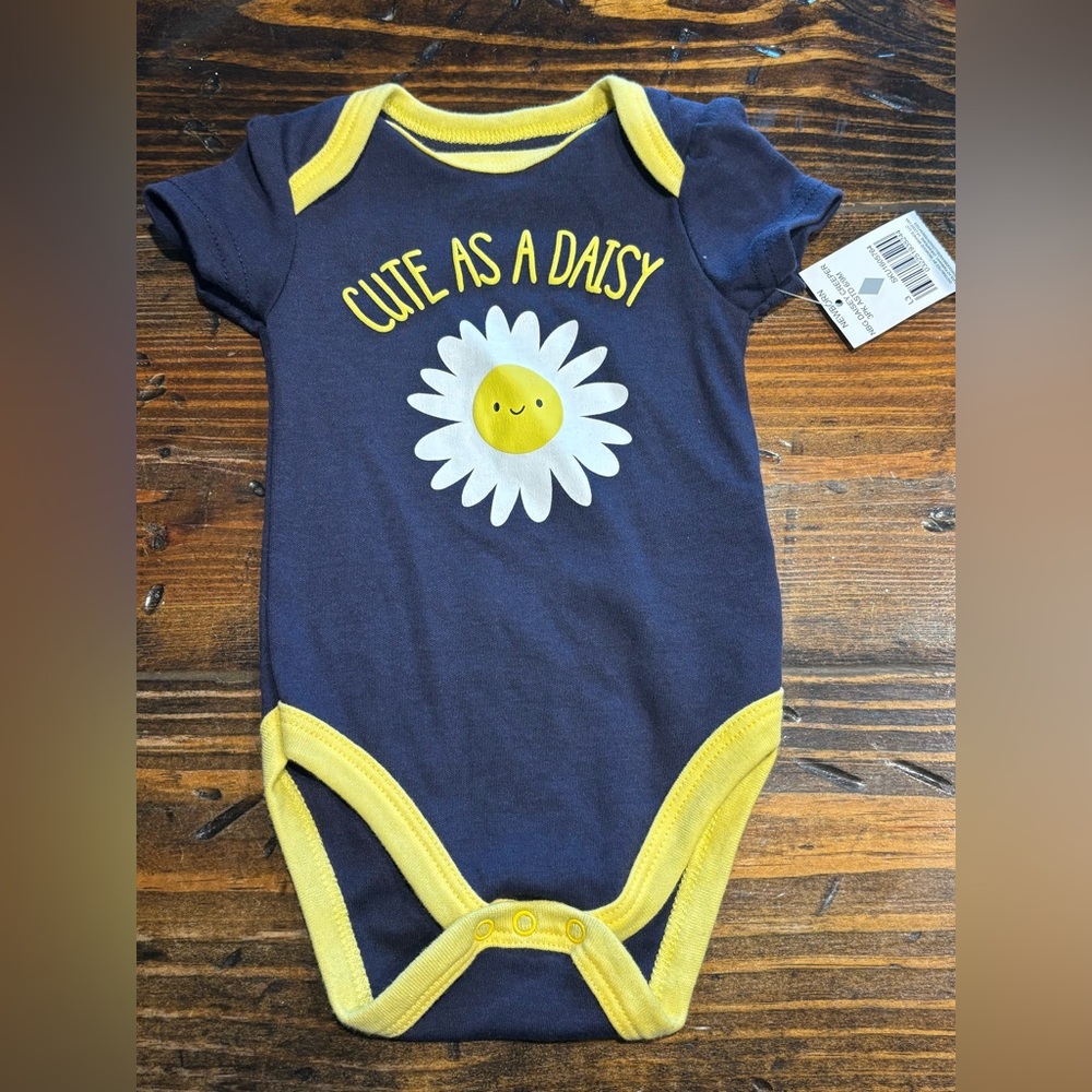 NWT- Kidgets Cute as a Daisy Navy and Yellow Baby Onesie 6-9 months
